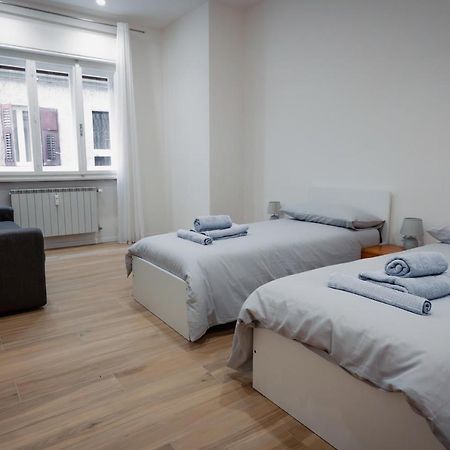 Centro Storico Moderno Trilocale Con Balcone Apartment Триест Екстериор снимка