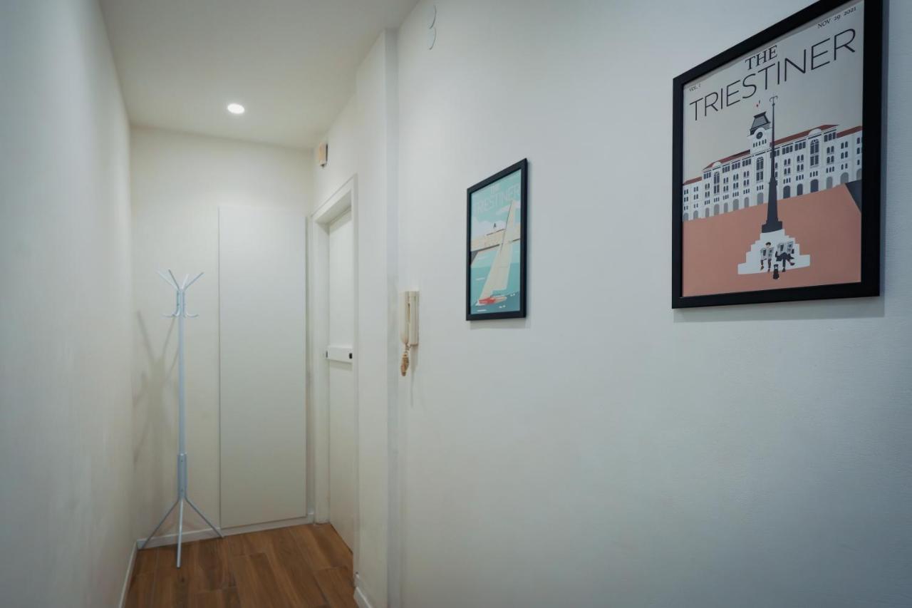 Centro Storico Moderno Trilocale Con Balcone Apartment Триест Екстериор снимка