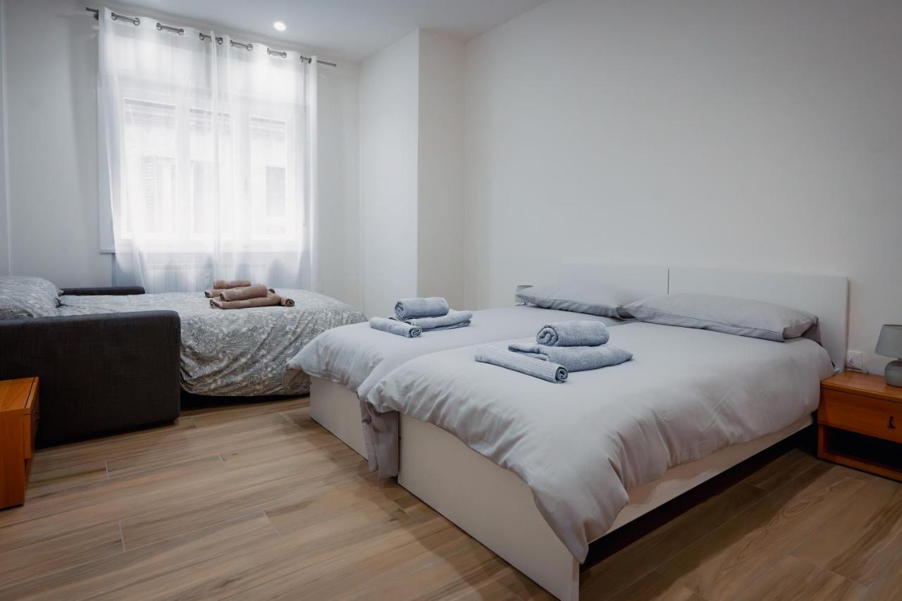 Centro Storico Moderno Trilocale Con Balcone Apartment Триест Екстериор снимка